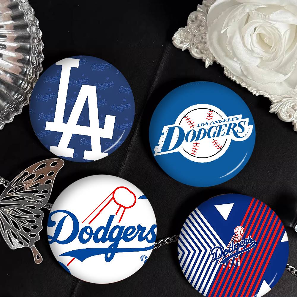 Gaming Console Buttons - Новые броши Los Angeles D-Dodgers: Забавный